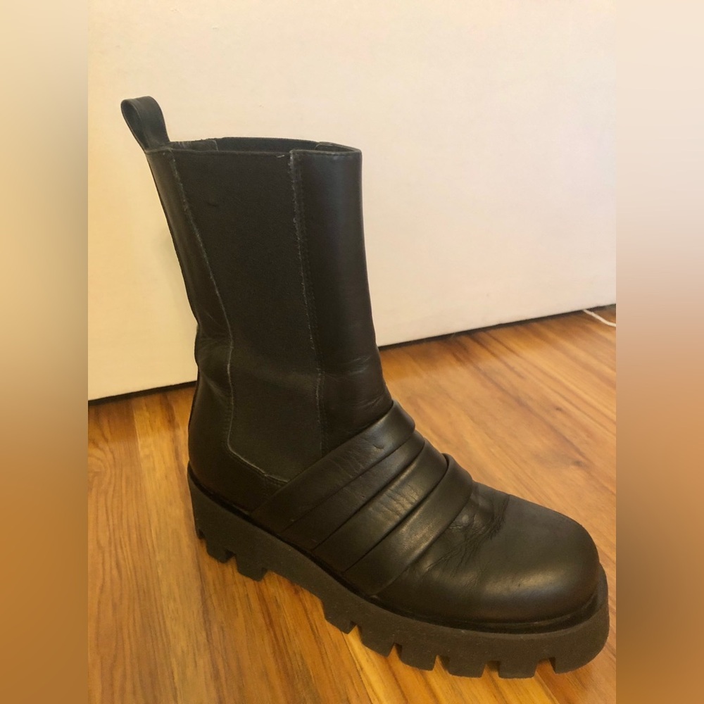Paloma Barcelo Black Leather Chunky Chelsea Boots size 39 or 8.5 Spain Moto - Picture 9 of 13